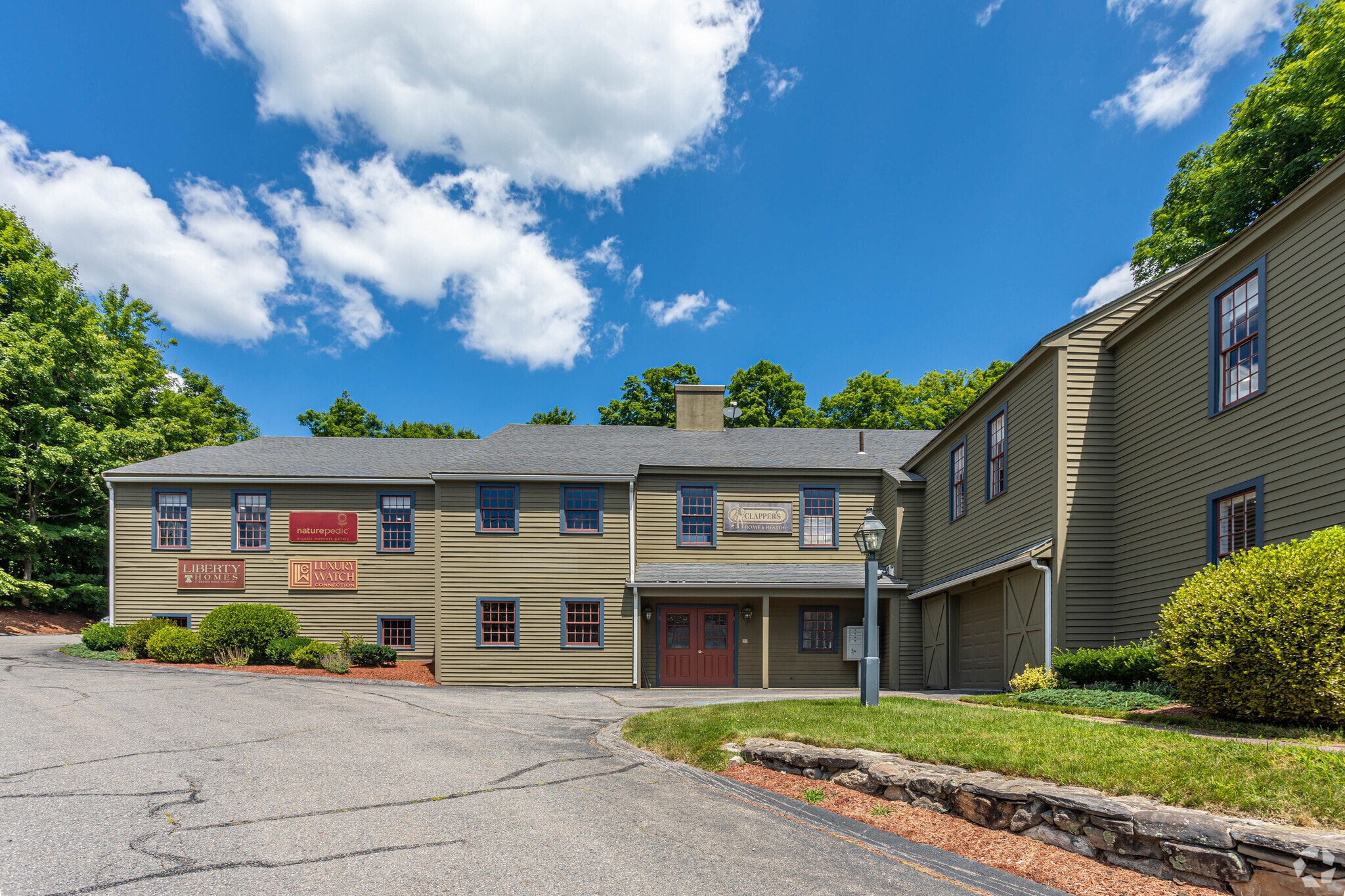 348 Boston Post Rd, Sudbury, MA for lease Primary Photo- Image 1 of 47