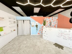 8734-8750 Grissom Rd, San Antonio, TX à louer Photo intérieure- Image 2 de 2