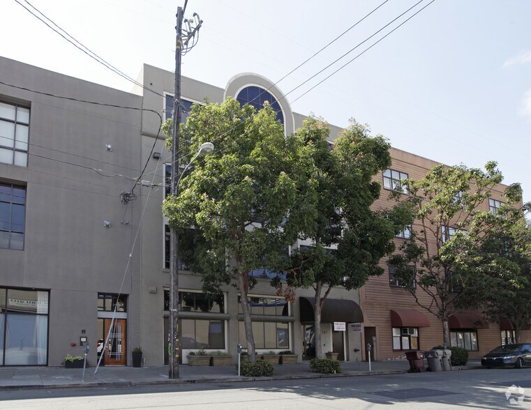 383 4th St, Oakland, CA à louer - Photo du bâtiment - Image 2 de 3