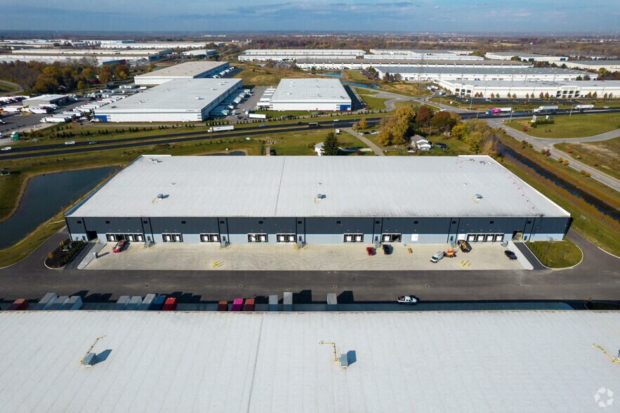 0 Global Ct, Groveport, OH à louer - Aérien - Image 3 de 8