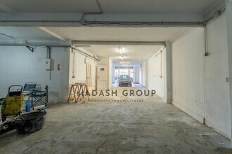 Retail in Reus, Tarragona for lease Interior Photo- Image 2 of 9