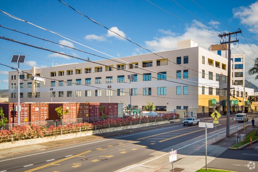 650 Iwilei Rd, Honolulu, HI à louer - Photo du bâtiment - Image 3 de 18