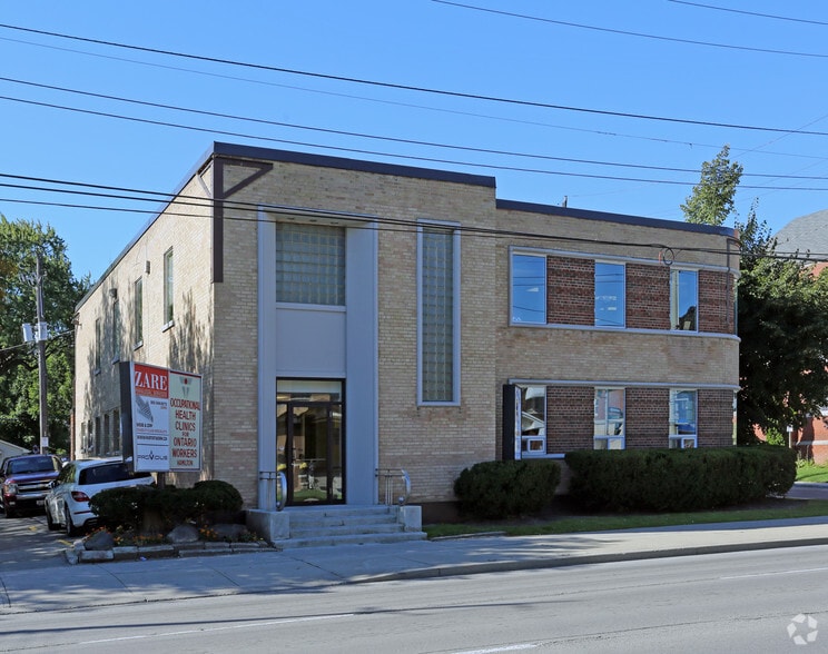 848 Main St E, Hamilton, ON for sale - Building Photo - Image 1 of 1