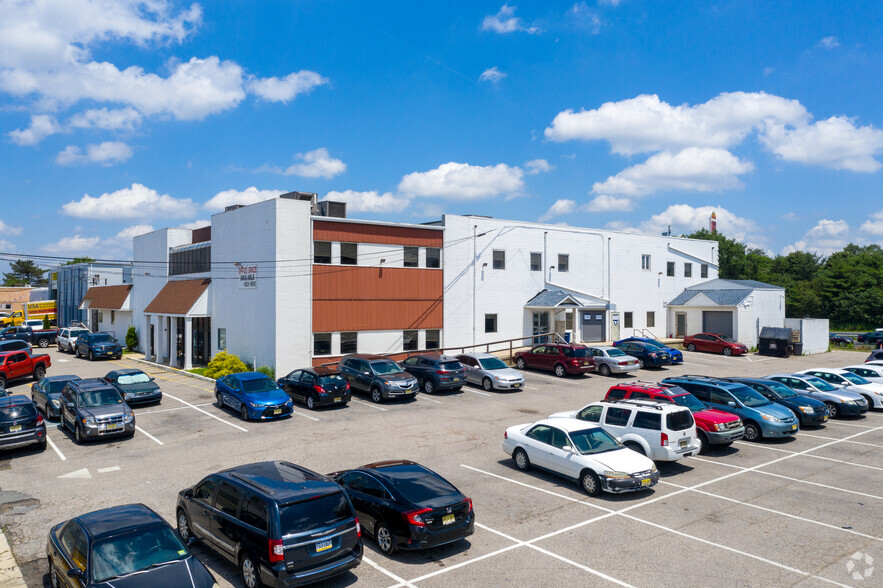 143 Harding Ave, Bellmawr, NJ for lease - Building Photo - Image 3 of 5