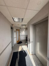 14 NW Wellham Ave, Glen Burnie, MD à louer Photo intérieure- Image 2 de 24