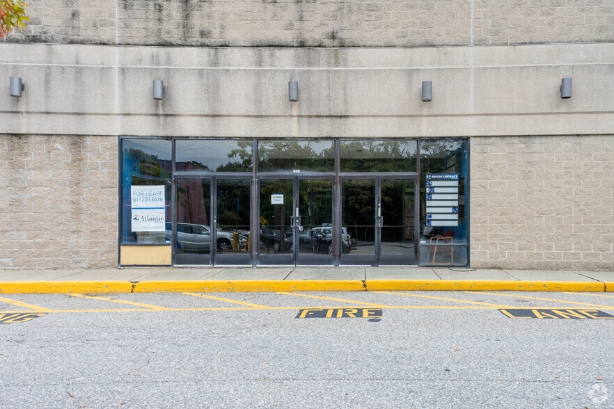 1003 Poquonnock Rd, Groton, CT for lease - Building Photo - Image 3 of 4