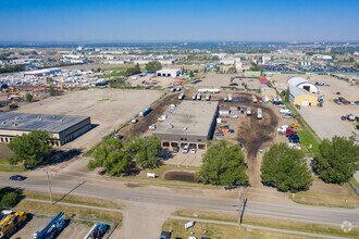 8715 44th St SE, Calgary, AB - Aerial  map view - Image1