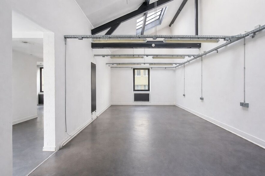 53 Passage Du Bureau, Paris à vendre - Photo intérieure - Image 1 de 6