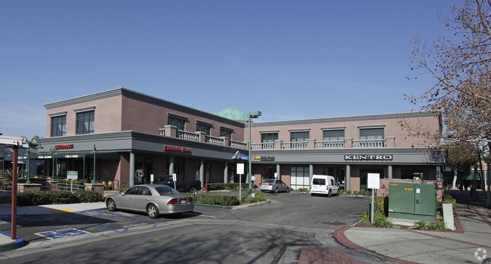 100-150 S Harbor Blvd, Fullerton, CA for lease - Primary Photo - Image 2 of 2