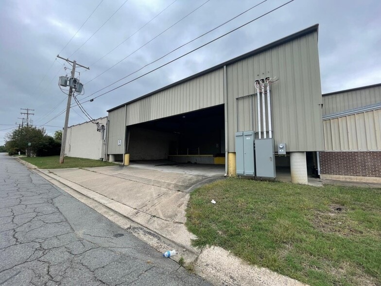 3007 S Elm St, Little Rock, AR for sale - Primary Photo - Image 1 of 23