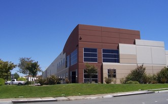 20758 Centre Pointe Pky, Santa Clarita CA - Warehouse