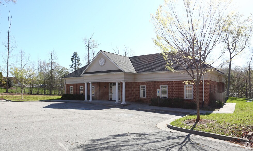 1480 Oakbridge Ct, Powhatan, VA à louer - Photo du bâtiment - Image 2 de 10