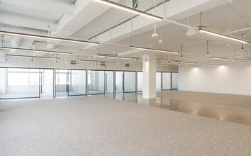 5275 Leesburg Pike, Falls Church, VA for lease Interior Photo- Image 2 of 5