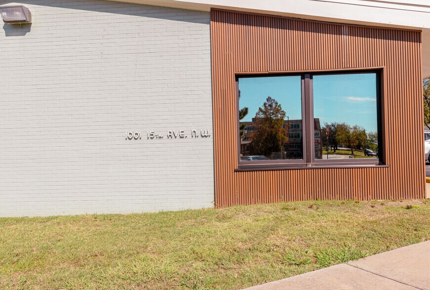 1001 NW 15th Ave, Ardmore, OK à vendre - Photo du bâtiment - Image 2 de 36