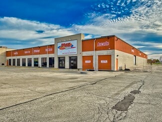 More details for 7777-7847 N Caldwell Ave, Niles, IL - Industrial for Sale