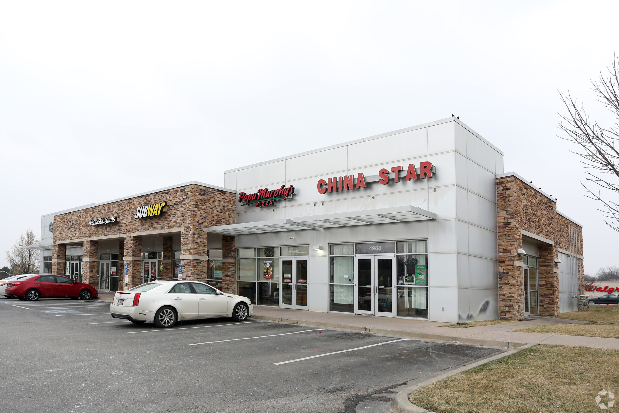 4980-4988 Roe Blvd, Roeland Park, KS for lease Building Photo- Image 1 of 11