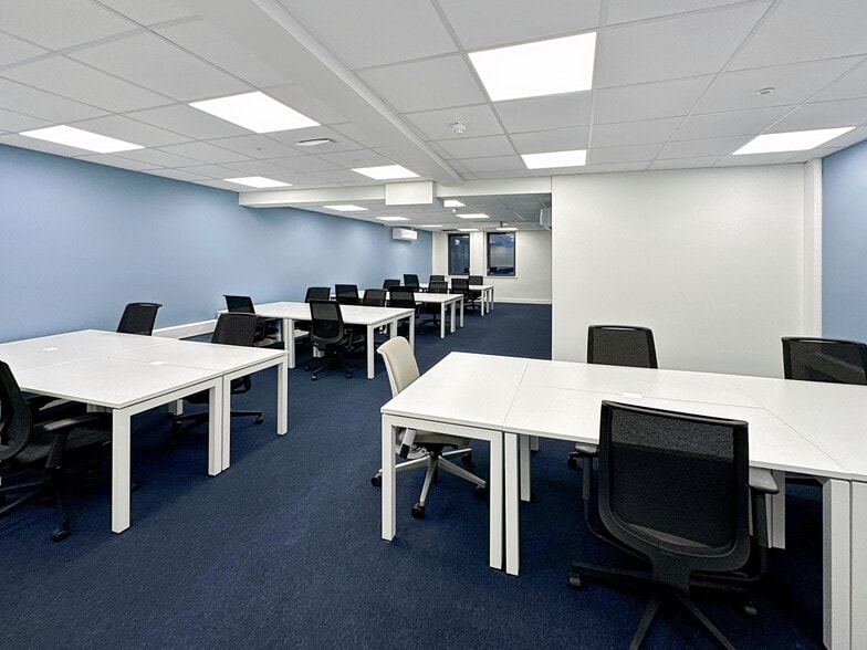 Humber Ave, Coventry for lease - Interior Photo - Image 1 of 8