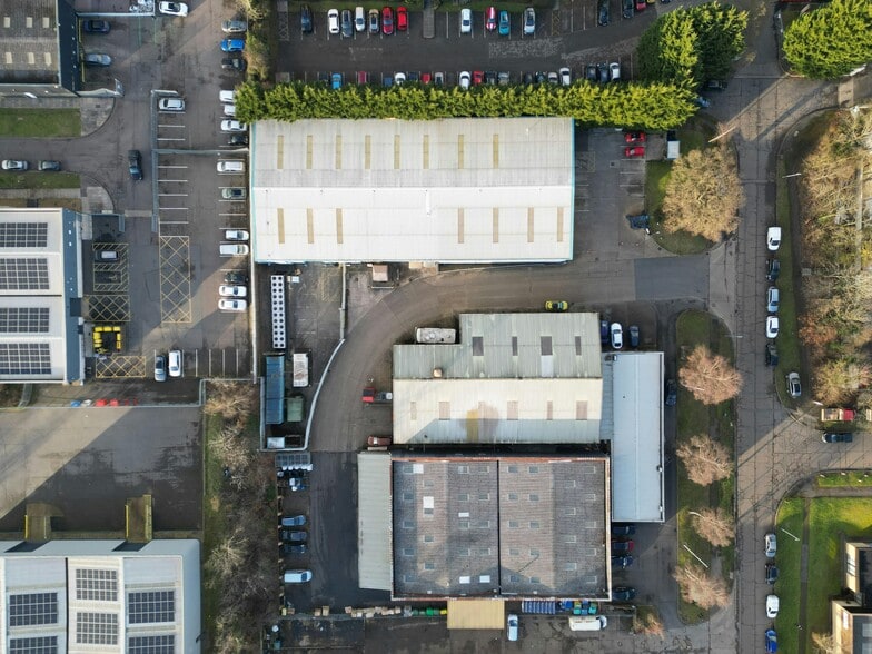 North Portway Close, Northampton for sale - Building Photo - Image 2 of 7