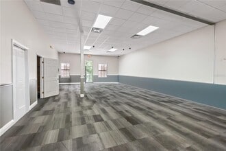 301 S Tubb St, Oakland, FL for lease Interior Photo- Image 2 of 12