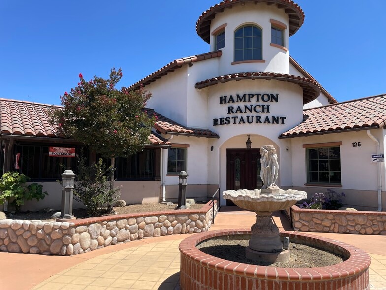 125 S 10th St, Santa Paula, CA for lease - Building Photo - Image 2 of 34