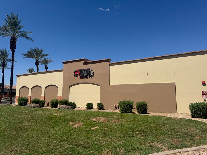 3328 N Litchfield Rd, Goodyear, AZ à vendre - Photo du bâtiment - Image 2 de 4