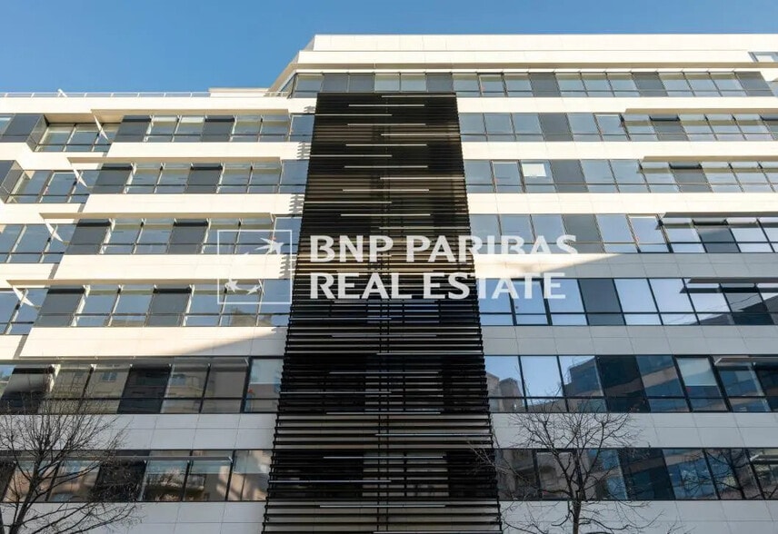 4 Rue Mozart, Clichy for lease - Building Photo - Image 2 of 17