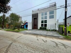 3335 W Lamar St, Houston, TX for lease Interior Photo- Image 2 of 29