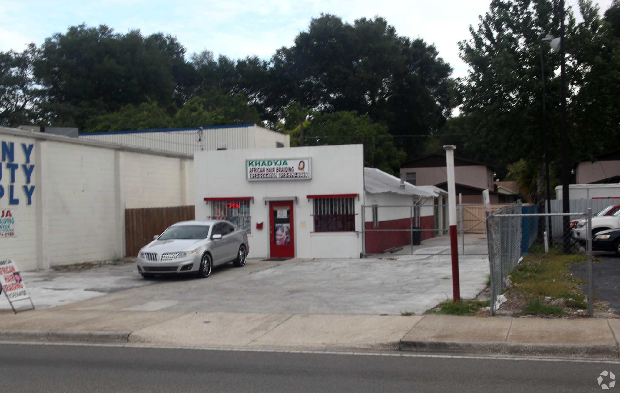 1314 E Hillsborough Ave, Tampa, FL for sale Primary Photo- Image 1 of 1