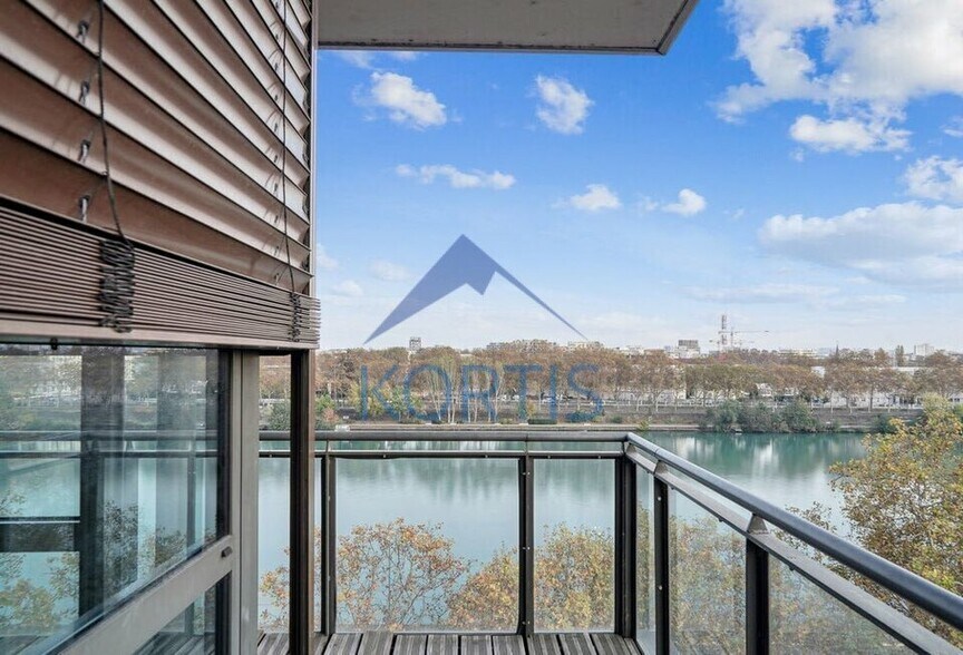 19 Quai Perrache, Lyon for sale - Building Photo - Image 2 of 10