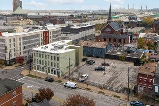 601 E Jefferson St, Louisville, KY à louer Photo intérieure- Image 1 de 11