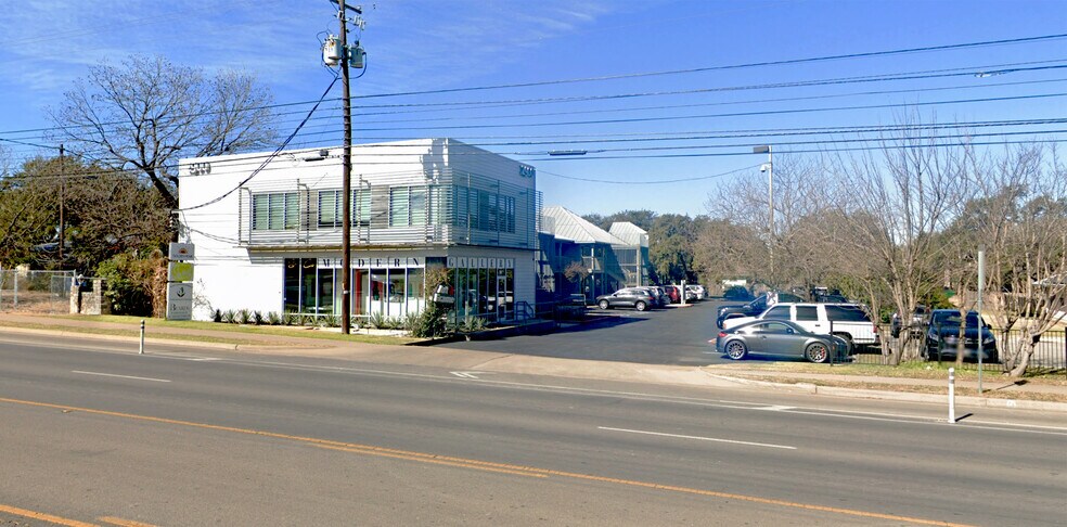 2900 S Congress Ave, Austin, TX à louer - Photo du bâtiment - Image 2 de 7