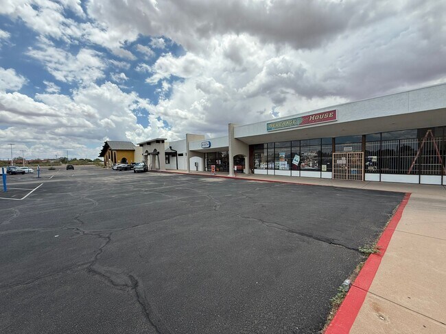 More details for 1340-1360 N San Antonio Ave, Douglas, AZ - Retail for Lease
