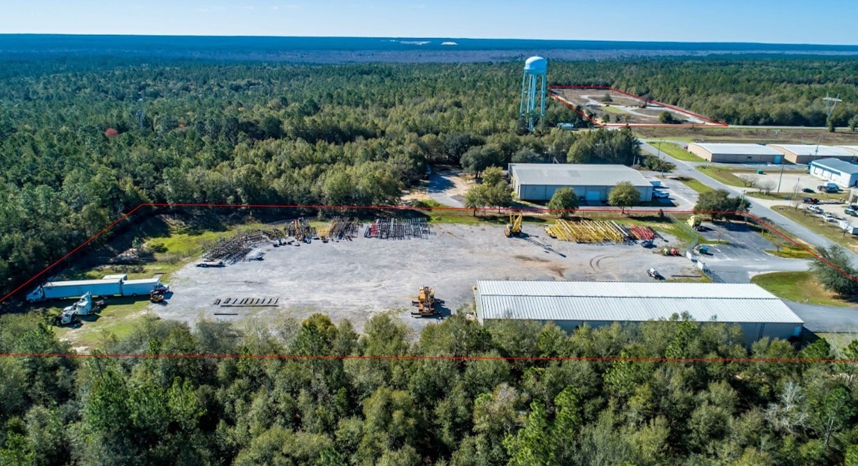 598 Armistead Ln, Holt, FL for lease Primary Photo- Image 1 of 21