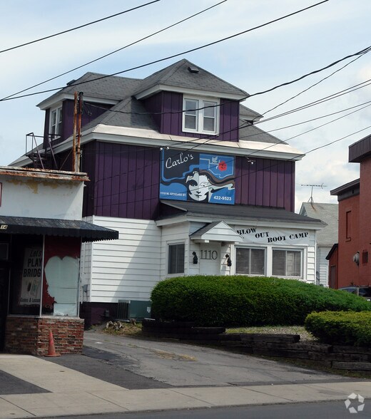 1110 W Genesee St, Syracuse, NY à vendre - Photo du bâtiment - Image 2 de 2