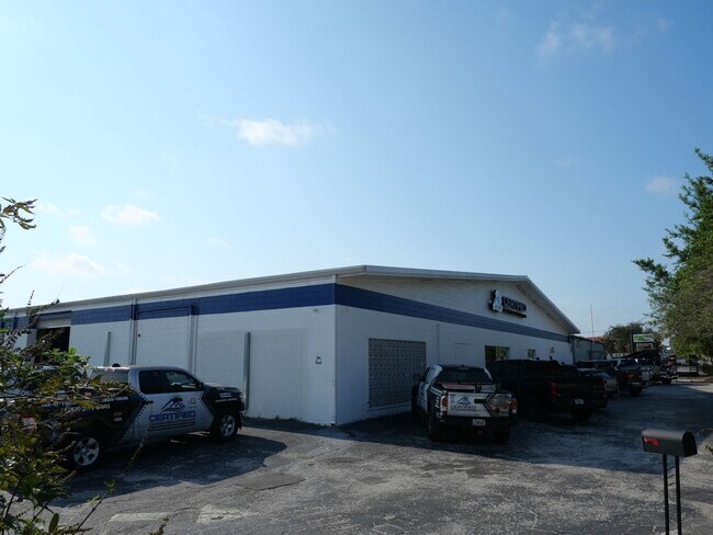 More details for 737 N Magnolia Ave, Ocala, FL - Industrial for Lease