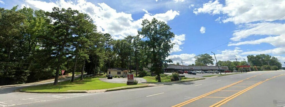 311 Rockbridge Rd, Lilburn, GA à vendre - Photo du bâtiment - Image 3 de 4
