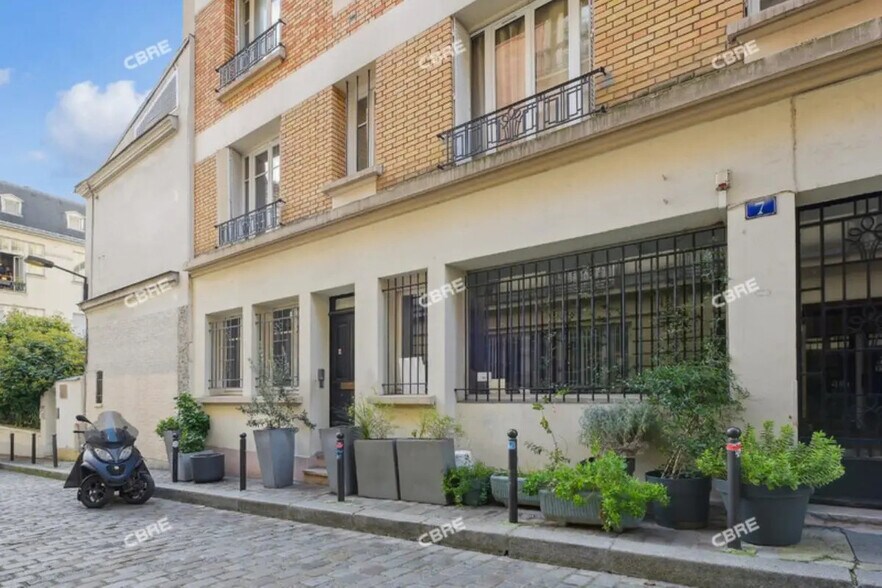 Bureau dans Paris à vendre - Photo du bâtiment - Image 1 de 9