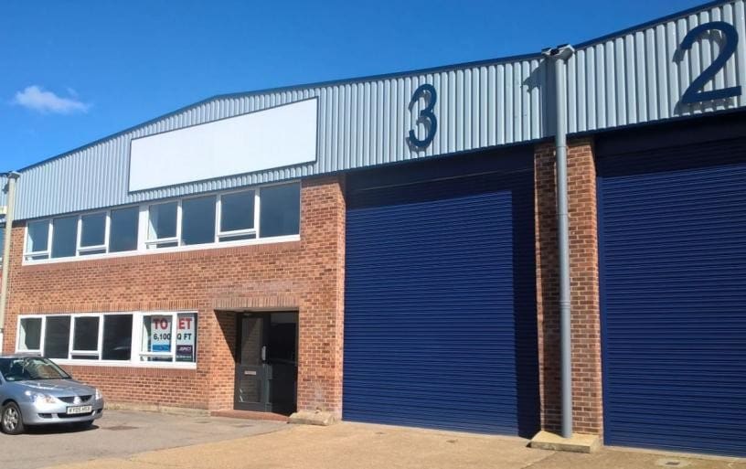 Longbridge Way, Uxbridge for lease - Building Photo - Image 3 of 12