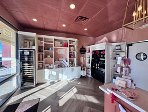 10960 S Eastern Ave, Henderson, NV à louer Photo intérieure- Image 1 de 4