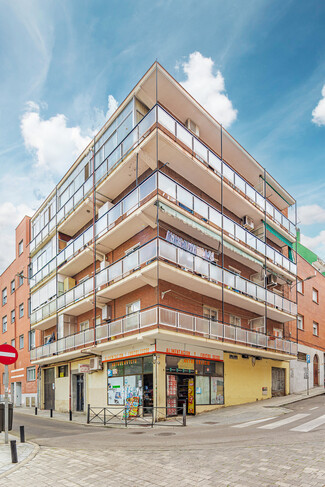 More details for Calle de Veza, 47, Madrid - Multifamily for Sale