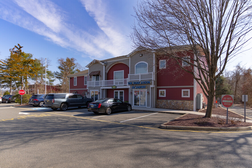 505 N Main St, Lanoka Harbor, NJ à vendre - Photo du bâtiment - Image 1 de 1