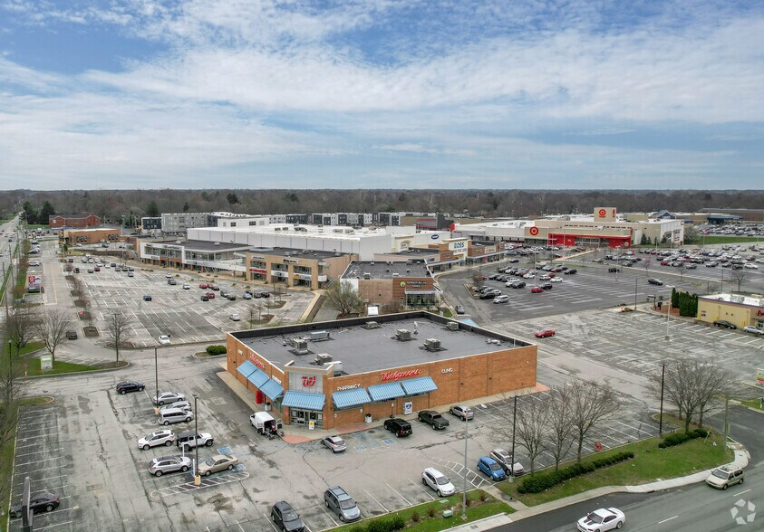 6191 N Keystone Ave, Indianapolis, IN à vendre - Photo du bâtiment - Image 3 de 7