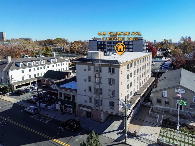 448 Palisade Ave, Cliffside Park, NJ for sale - Primary Photo - Image 1 of 14