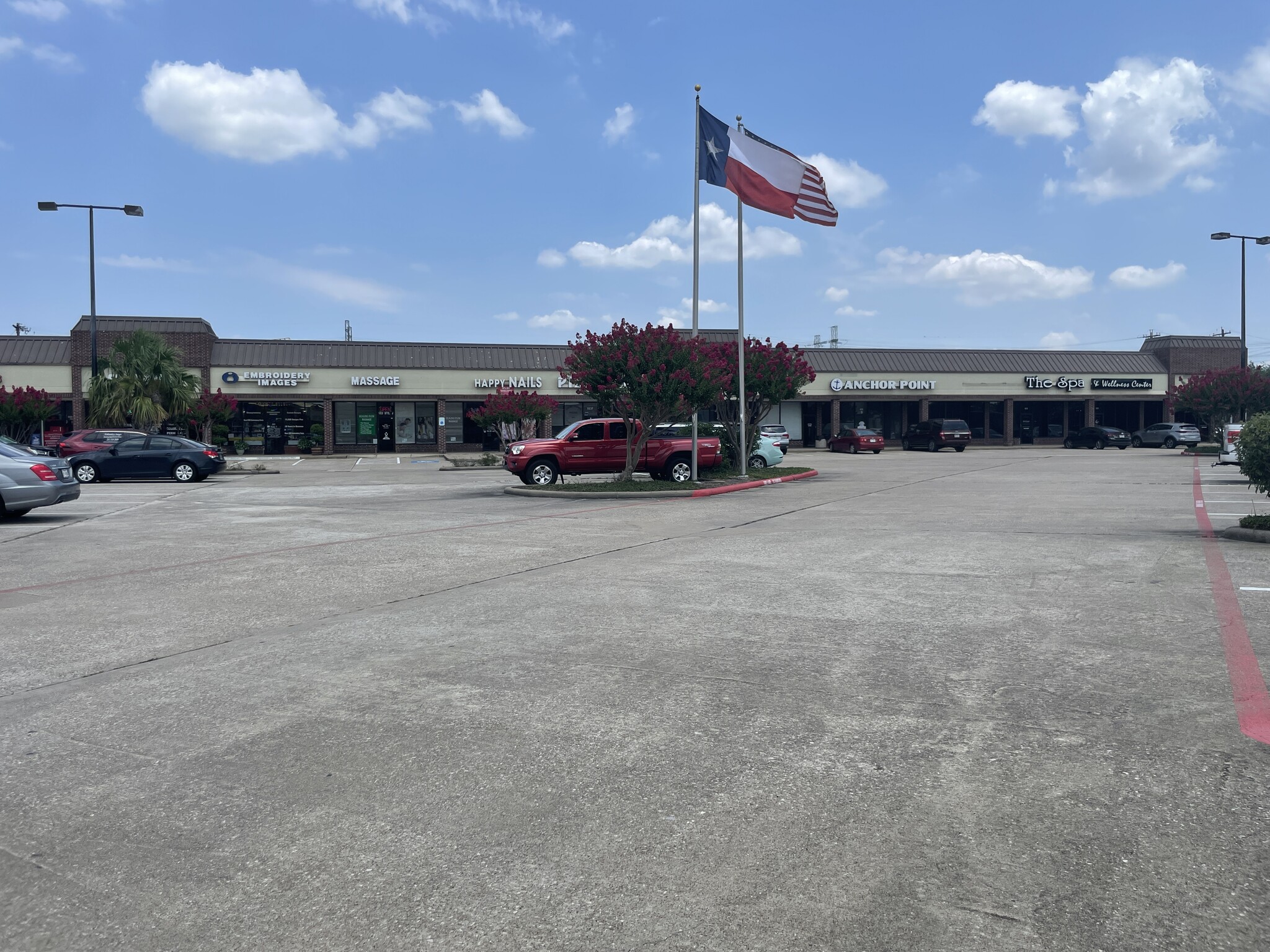 2450 E Main St, League City, TX for lease Building Photo- Image 1 of 4