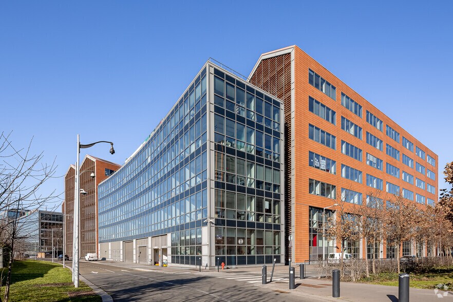 Bureau dans Paris à louer - Photo du bâtiment - Image 3 de 6