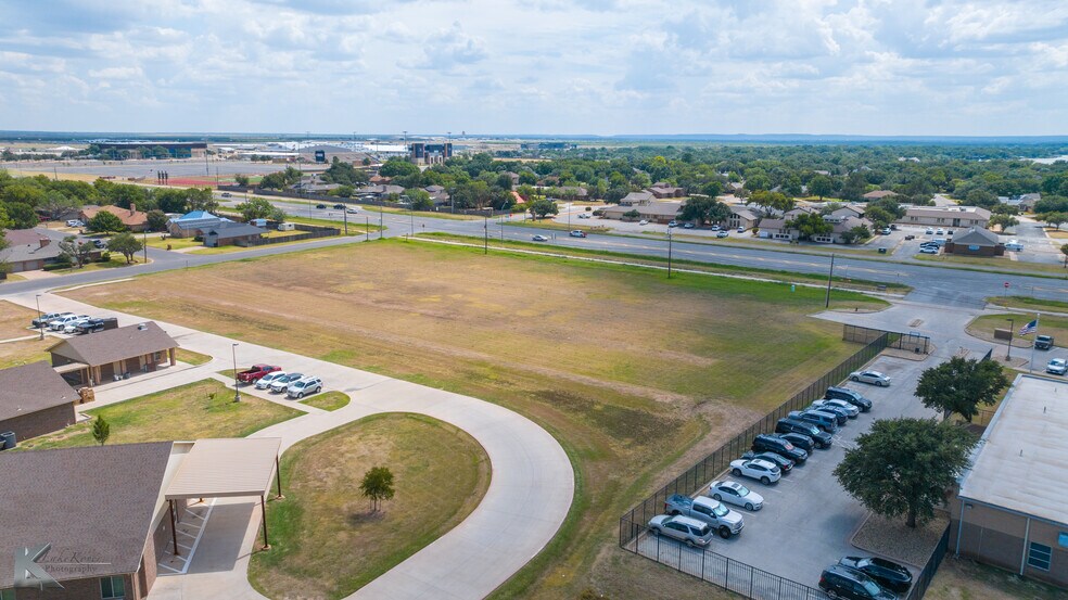 1250 E South 11th St, Abilene, TX for sale - Aerial - Image 3 of 9