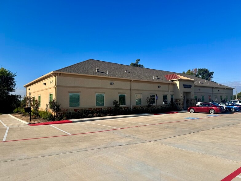 19427 Champion Forest Dr, Spring, TX for sale - Building Photo - Image 3 of 9