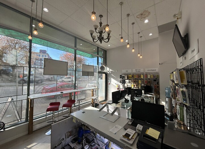 63 Kingsway, Vancouver, BC V5T 3J1 - Unit 9 -  - Interior Photo - Image 1 of 2