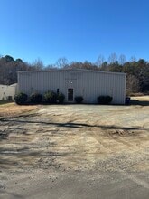 2326 Cragmore Rd, Winston-Salem, NC for lease Building Photo- Image 2 of 24