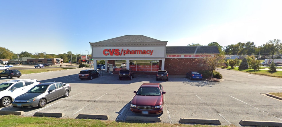 4521 N Prospect Rd, Peoria Heights, IL à louer - Photo du bâtiment - Image 2 de 6